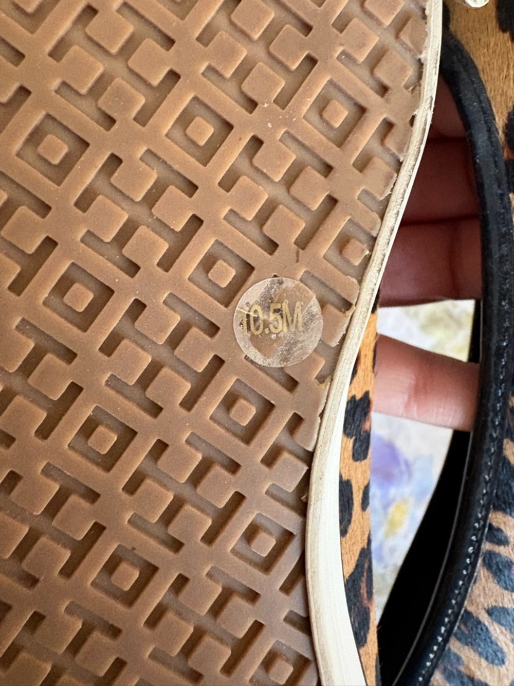 Tory Burch Leopard Print Ballet Flats with Black Patent Toe - Picture 8 of 9
